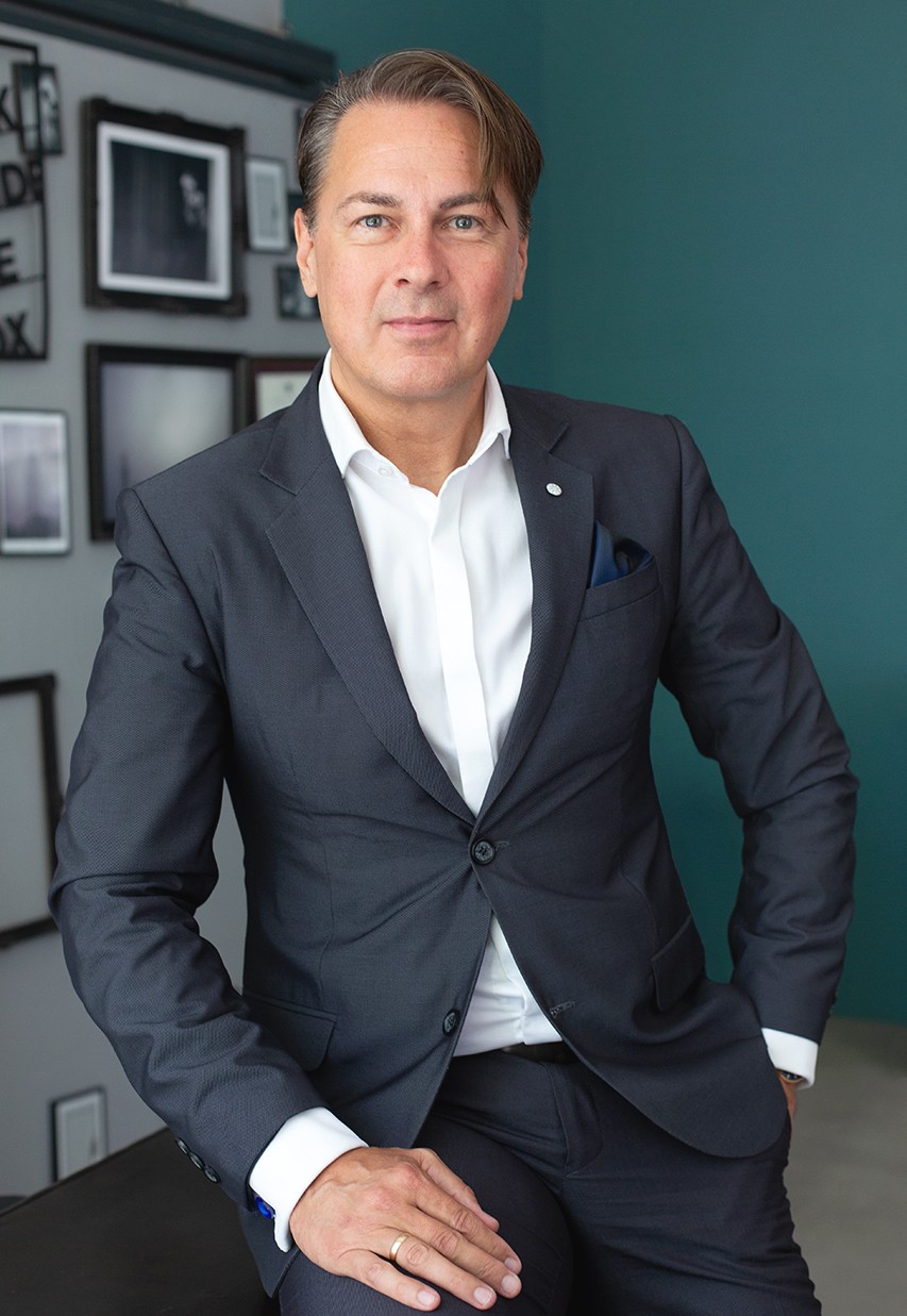 Sebestény József